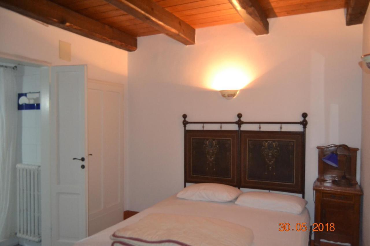 Affitta Camere Il Pettirosso Fermo Bagian luar foto