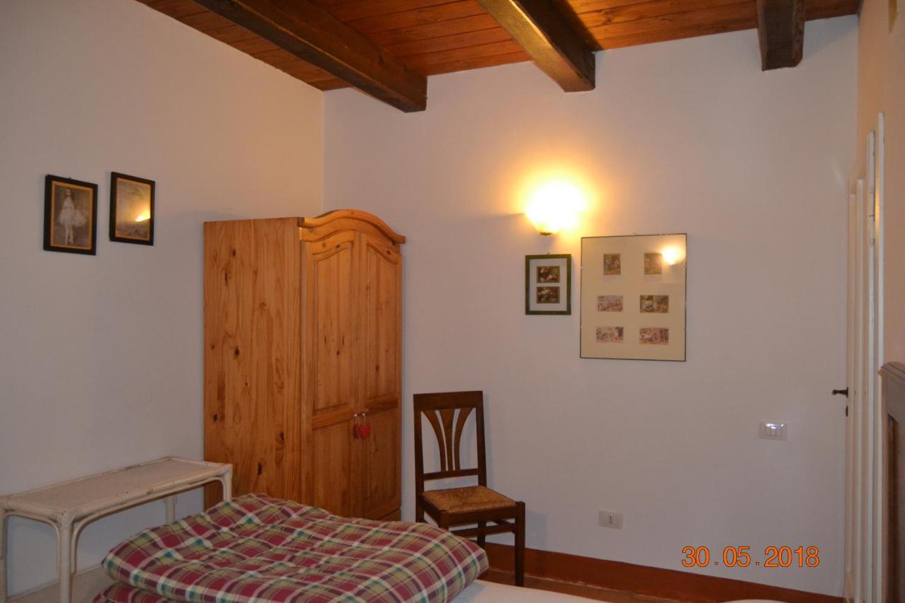Affitta Camere Il Pettirosso Fermo Bagian luar foto